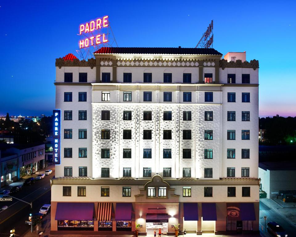 The Padre Hotel exterior